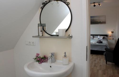 Hanstedt Apartment | Child-Friendly Ferienzimmer 2 Engelmann-Beck with High Ratings
