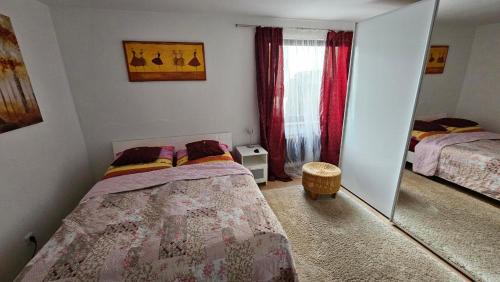 Ulm House | Cozy Retreat at Ferienzimmer bei Thomas - Family Friendly Stay