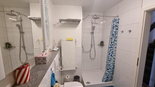 Ulm House | Cozy Retreat at Ferienzimmer bei Thomas - Family Friendly Stay