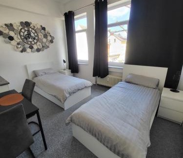 Euskirchen Apartment | Family-Friendly Ferienzimmer in Euskirchen for Your Getaway