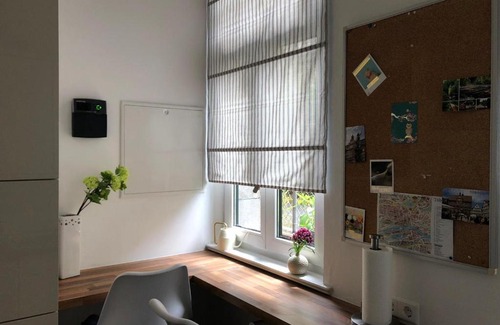 Tuebingen House | Cozy Ferienzimmer Tübingen: Child-Friendly Oasis with Dining