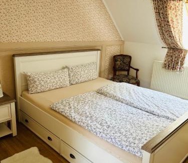 Heideblick Bed & Breakfast | Ferienzimmer Teiselsmühle Gehren Heideblick