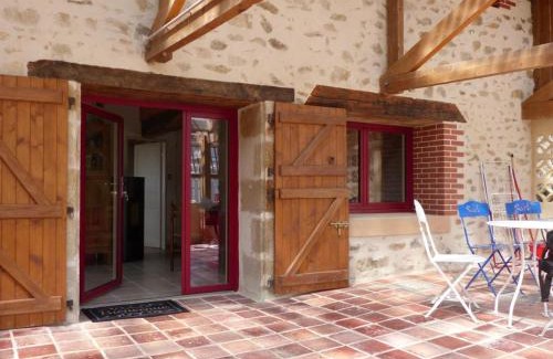Blomard House | Family-Friendly Eco Gîte in Blomard with Garden & Play Area