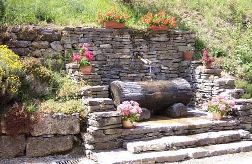 Allevard Bed & Breakfast | Top-Rated Ferme Auberge du Bessard with Hot Tub & Dining