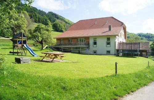 Clos du Doubs Apartment | Discover Family-Friendly Ferienhaus "Ferme d'Alma" Retreat
