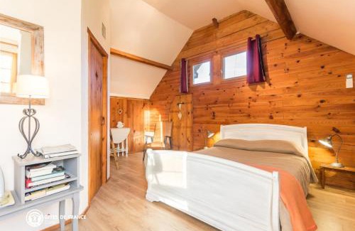 Fleury-la-Foret Bed & Breakfast | Discover Ferme Cacheterie: Boutique Terroir Retreat
