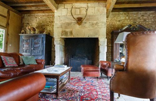 Montroty Bed & Breakfast | Experience Comfort at Ferme de la Haye - 4-Star Retreat