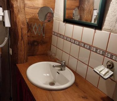 Etrigny Bed & Breakfast | Pet-Friendly Retreat at Ferme de Malo with Family Amenities