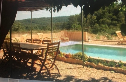 Entrecasteaux House | Pet-Friendly Getaway at Ferme du Grand Jas - 10/10 Rated