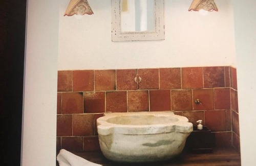 Entrecasteaux House | Pet-Friendly Getaway at Ferme du Grand Jas - 10/10 Rated
