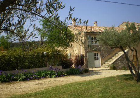 Entrecasteaux House | Pet-Friendly Getaway at Ferme du Grand Jas - 10/10 Rated