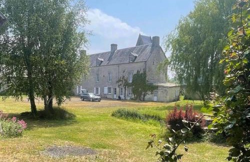 Formigny Bed & Breakfast | Discover the Enchanting Ferme Fortifiée d'Enguenard