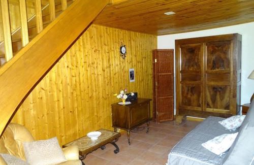 Hyds House | Pet-Friendly Gîte Hyds: A Guest Favorite for Families