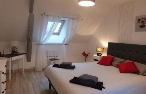 Vallon-sur-Gee House | Charming Renovated Fermette with Prairie Views Near Le Mans