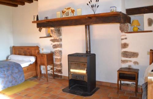 Monce-en-Belin House | Family-Friendly Retreat Near 24H du Mans with Pets Welcome