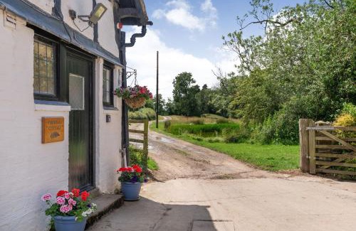 Whitney House | Discover Fern Hall Cottage: Pet and Child Friendly Retreat