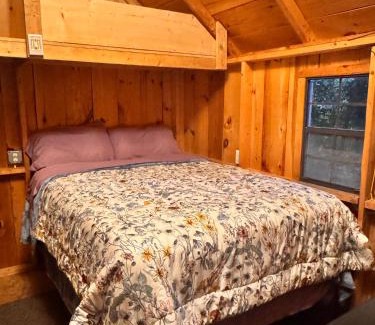 Scio Other | Relaxing Fern Hill Retreat: Family & Pet-Friendly Escape