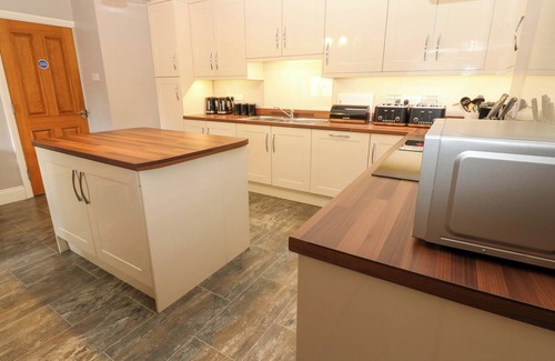 Carlisle Cottage | Pet-Friendly Fern Lee with Hot Tub in Carlisle Awaits You