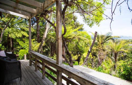 Coromandel Apartment | Exceptional Fern Lodge Coromandel with Ocean Views