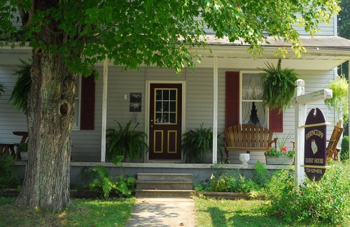 Ohiopyle House | Discover Ferncliff Guest House in Ohiopyle - 10/10 Rated