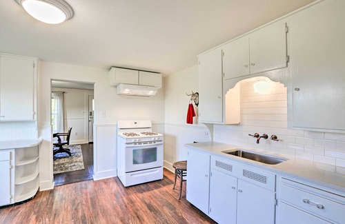 Ferndale Cottage | Idyllic Ferndale Cottage on a 20-Acre Private Farm