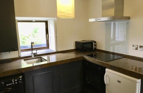 Skibbereen House | Fernery Garden Cottage: Oceanfront Retreat Near Skibbereen
