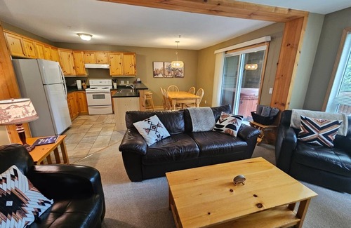 East Kootenay Condo | Fernie Alpine Escape w/Private Hot Tub