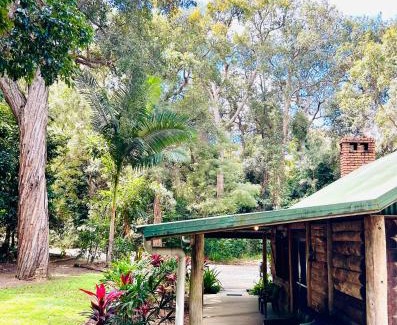 Byfield Resort | Experience Ferns Hideaway Resort: Guest Rated 9/10 with Pool