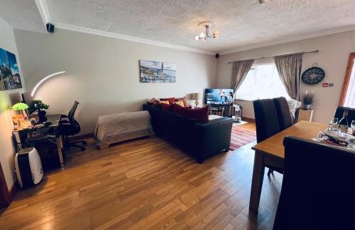 Ballincollig Apartment | Fernway Residence: Pet-Friendly 4-Star Retreat