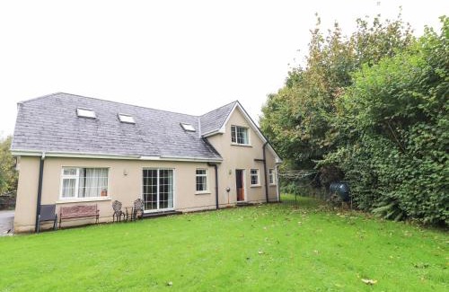 Killarney House | Pet-Friendly Fernwood: A 4-Star Family Retreat