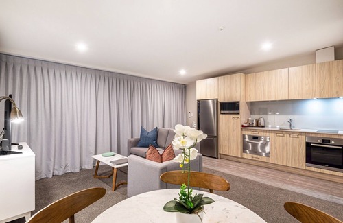 Birkenhead Hotel | Elegant Fernz Motel & Apartments Birkenhead: Guest Rated 9.4