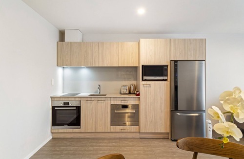 Birkenhead Hotel | Elegant Fernz Motel & Apartments Birkenhead: Guest Rated 9.4