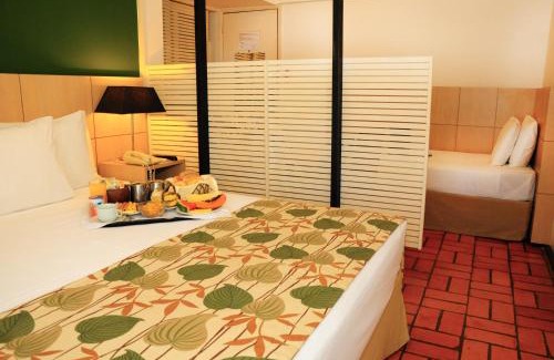 Pitangueiras Hotel | Relax at Ferraretto Guarujá Hotel & Spa with Ocean Views
