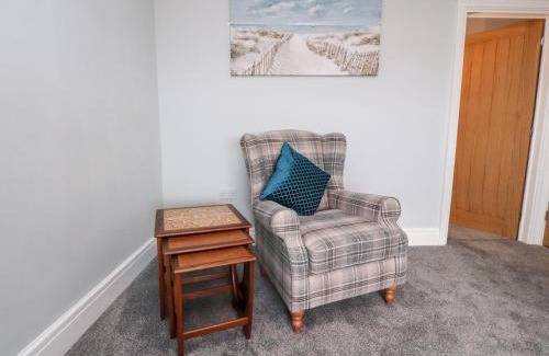 Knott End-on-Sea Apartment | Ferry View: Family & Pet-Friendly with 9.8 Guest Rating