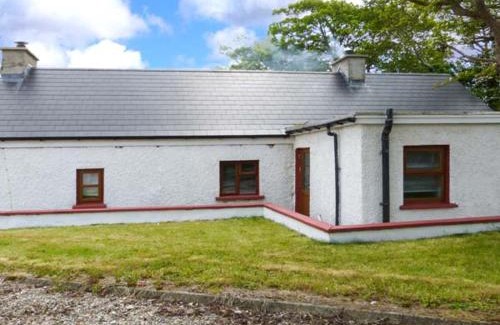 Portsalon House | Child-Friendly Ferrys Hotel with Great 8/10 Guest Rating