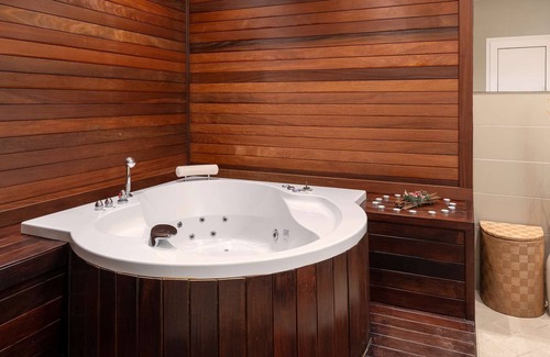 Maritsa Hotel | Festa Winter Palace: Exceptional 5-Star Stay with Spa & Pool