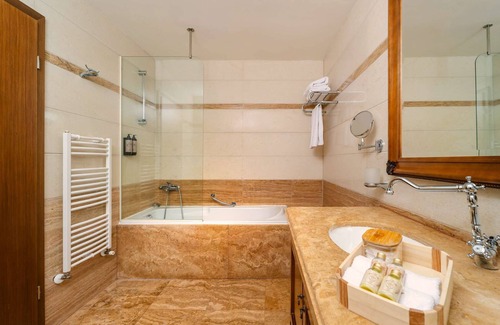 Maritsa Hotel | Festa Winter Palace: Exceptional 5-Star Stay with Spa & Pool