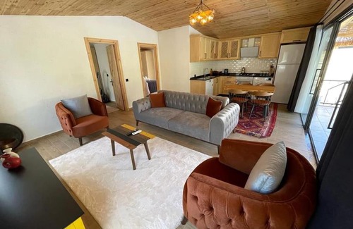 Yaniklar Villa | Relaxing Villa with Private Pool and Hot Tub in Fethiye