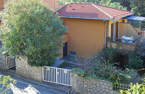 Fetovaia Apartment | Discover Fetovaia 1: Pet-Friendly Retreat with Spa & Breakfast