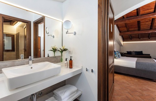 Fiumefreddo di Sicilia Hotel | Explore Feudogrande Agriturismo: 8.8/10 with Family Amenities