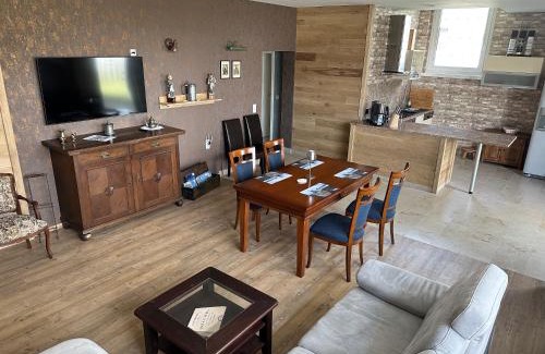Markkleeberg Apartment | Oceanfront FeWo 1813: Guest Rated 9.1 in Leipzig