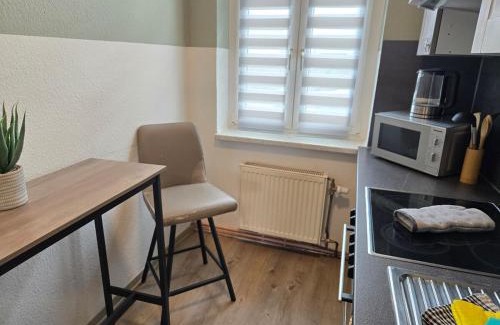 Halberstadt Apartment | FeWo 5 Personen, Nähe Bahnhof, WLAN,Balkon