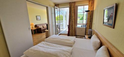 Sellin Apartment | Top-Rated Fewo 645 with Spa in Seepark Sellin