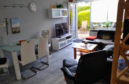 Dahme Apartment | Family-Friendly Fewo 7: Terrace, Garden & Ocean Views