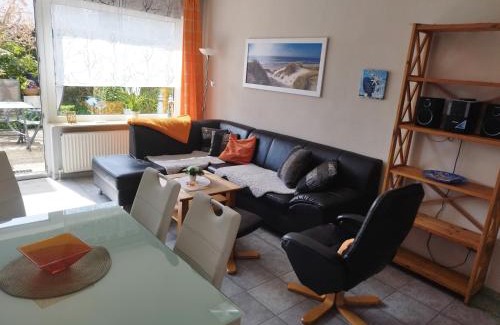 Dahme Apartment | Family-Friendly Fewo 7: Terrace, Garden & Ocean Views