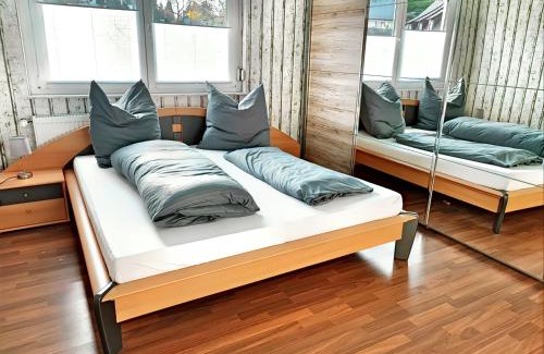 Albstadt Apartment | Discover Fewo Albglück: Family & Pet Friendly Retreat