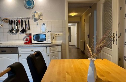 Alt Bukow Apartment | Ocean View Getaway: Fewo Alt Bukow Near Rerik Beach