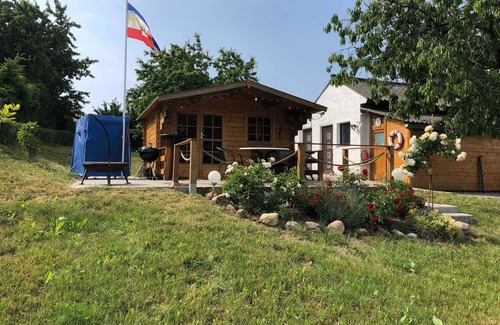 Bergen auf Ruegen Apartment | Charming Fewo am kleinen See with Ocean View & Family-Friendly