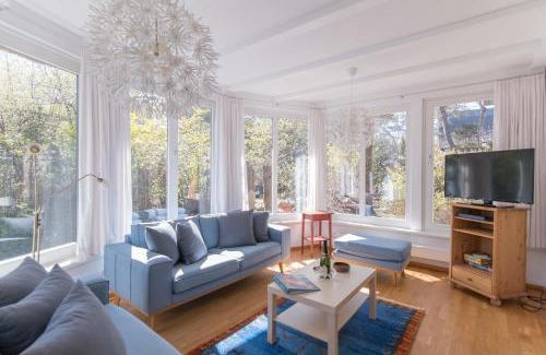 Dierhagen Strand Apartment | Relaxing FeWo AN DER DÜNE: Top-Rated & Family-Friendly Stay