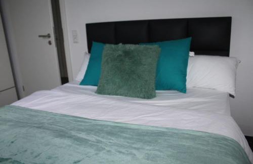 Gemarkung Endingen Apartment | Family-Friendly FeWo Azur Balingen with Great Reviews